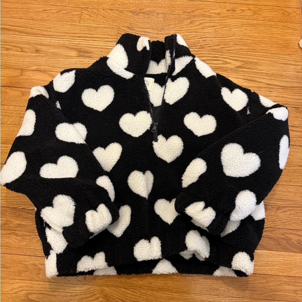 Francesca's Gwen Heart Quarter Zip Sherpa Pullover